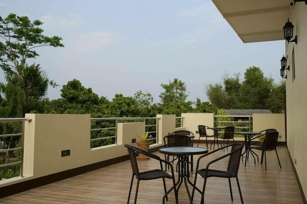 Готель Relax Garden House Чіангмай Екстер'єр фото