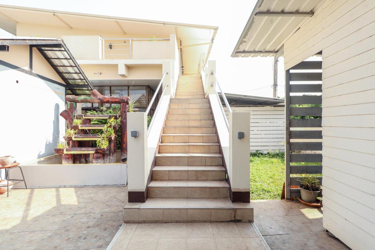 Готель Relax Garden House Чіангмай Екстер'єр фото